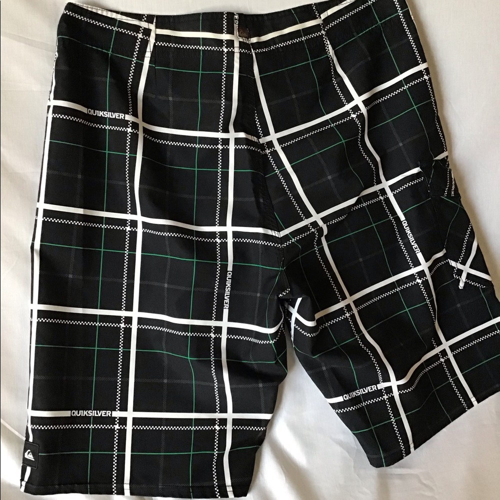 Quicksilver trunks - Picture 3 of 6